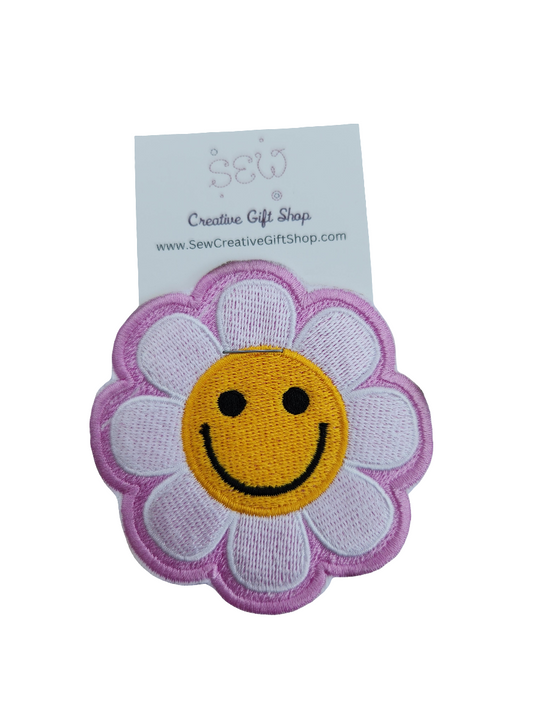 Smiling Daisy embroidered iron-on patch